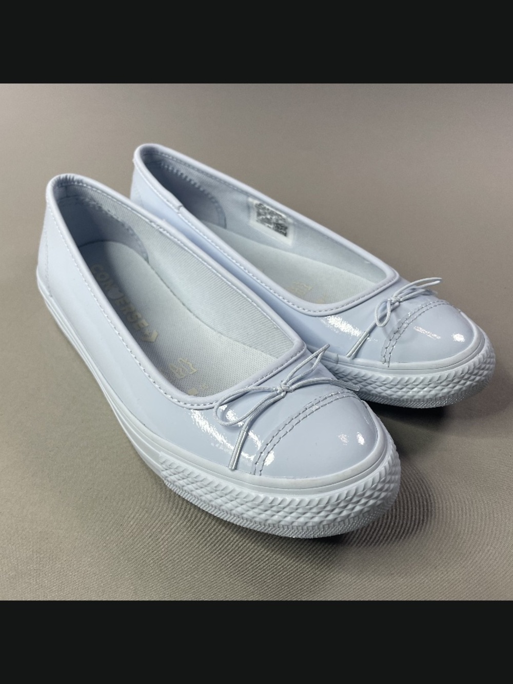 NEW Converse Shoes Womens 7 baby blue patent leather ballet flats streetwear